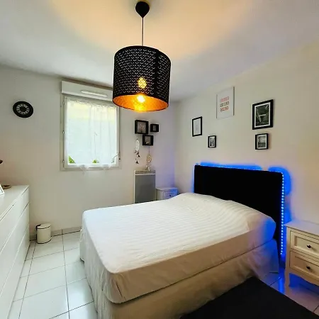 Apartman Cozy T2 Avec Terrasse Privee -